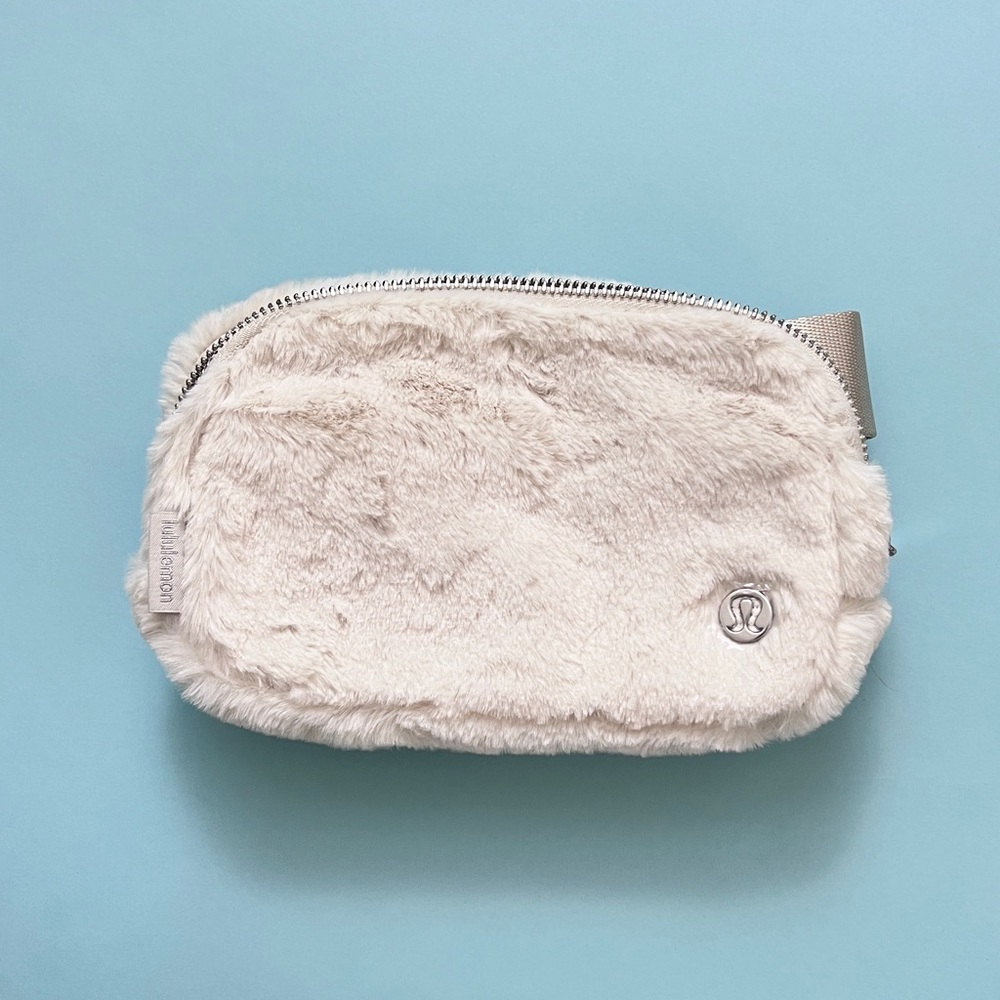 ~New With Tags~ Fur Lululemon Belt Bag